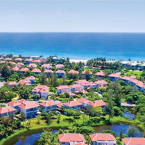 Memories Holiday Beach Villa Da Nang